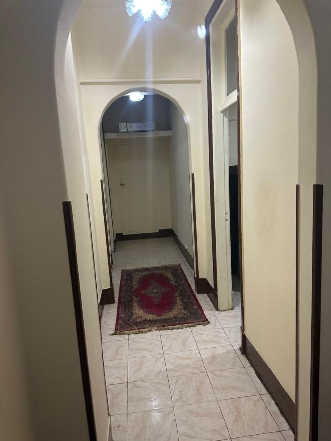 Beautiful Apartment In The Heart Of Kairo Bagian luar foto