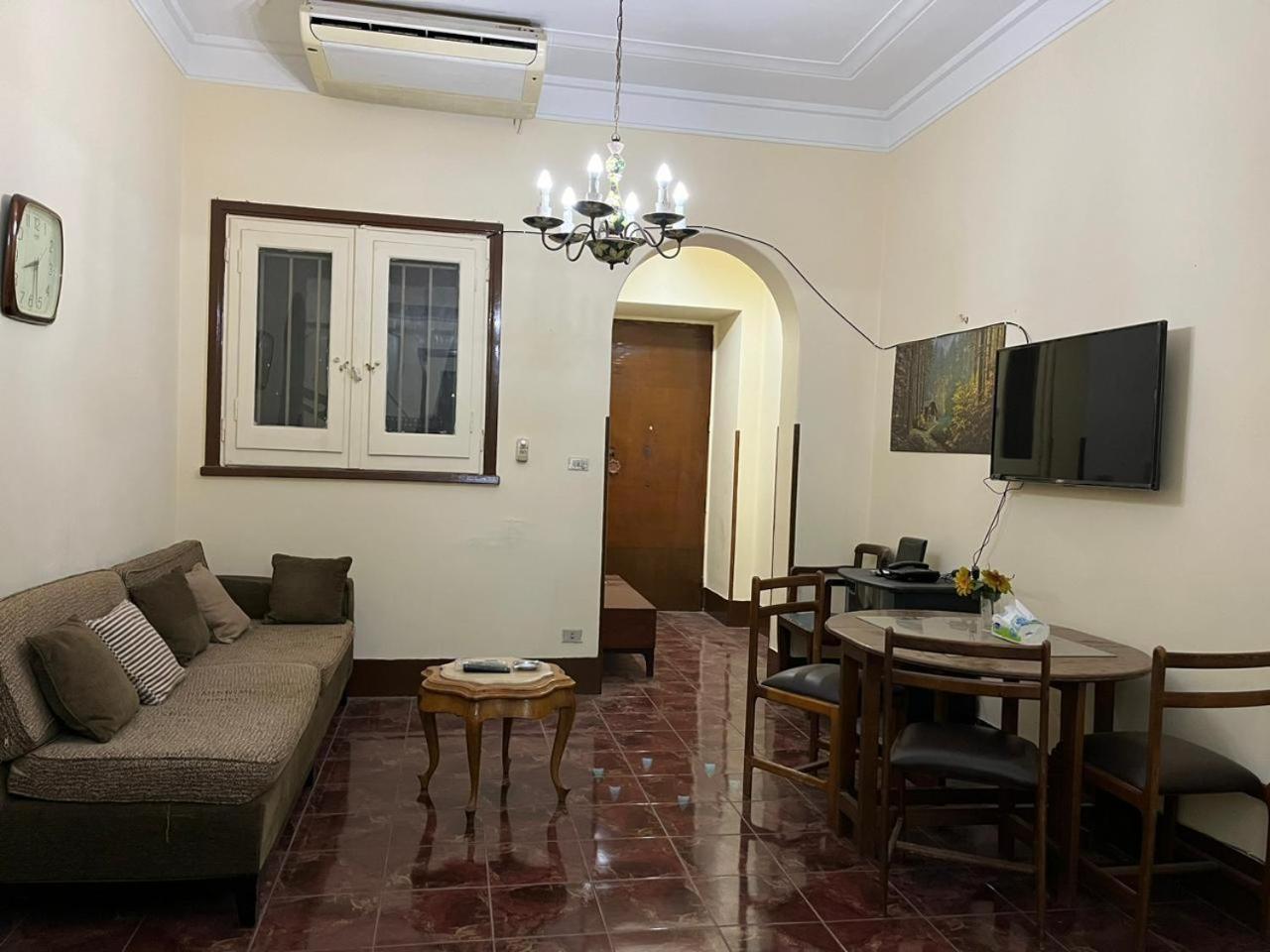 Beautiful Apartment In The Heart Of Kairo Bagian luar foto